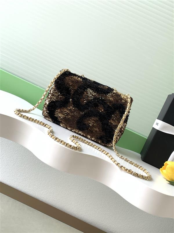 2026131214251905 900